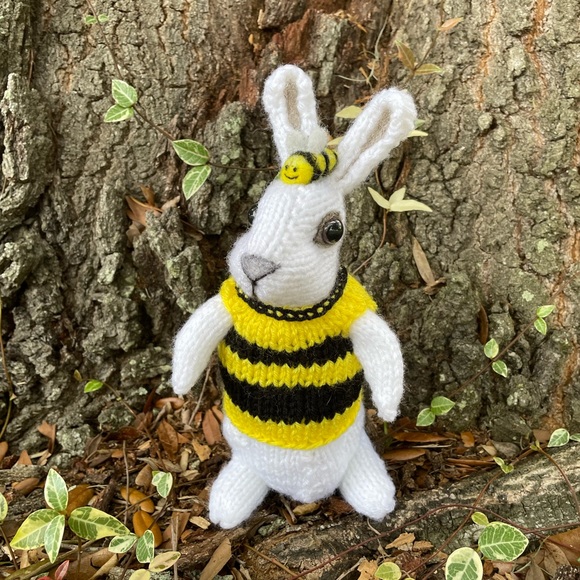 Hand crafted knit and needle felted honey bee bunny artisan one of a kind - Picture 5 of 14